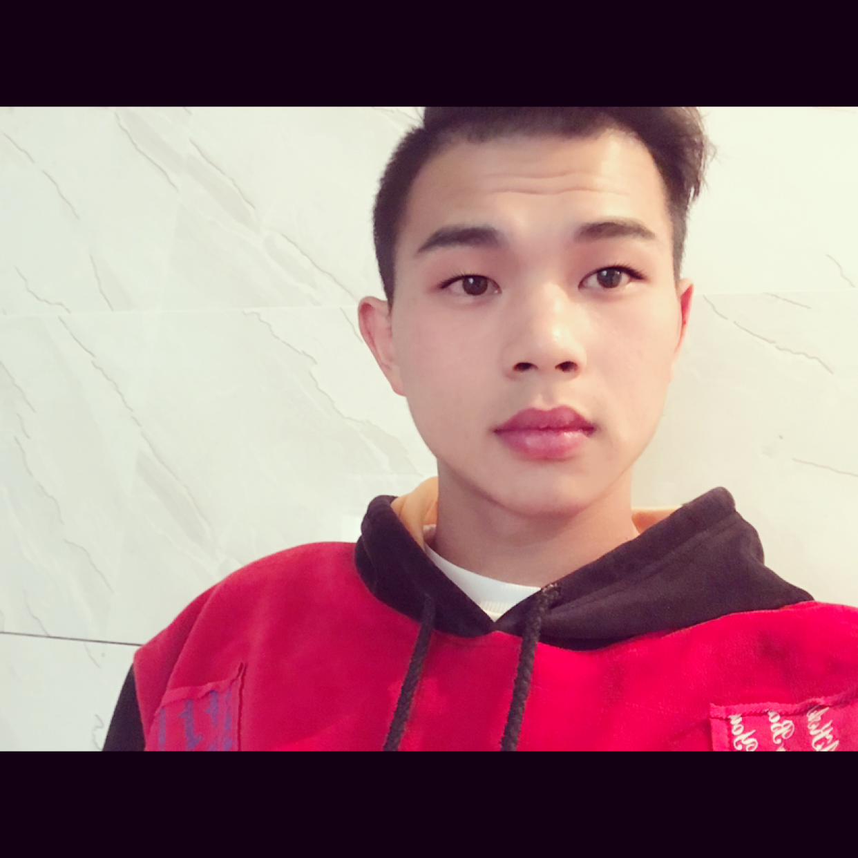 香氛哭泣的照片