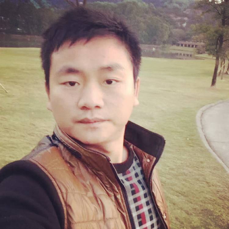 风萧回眸踏实的照片