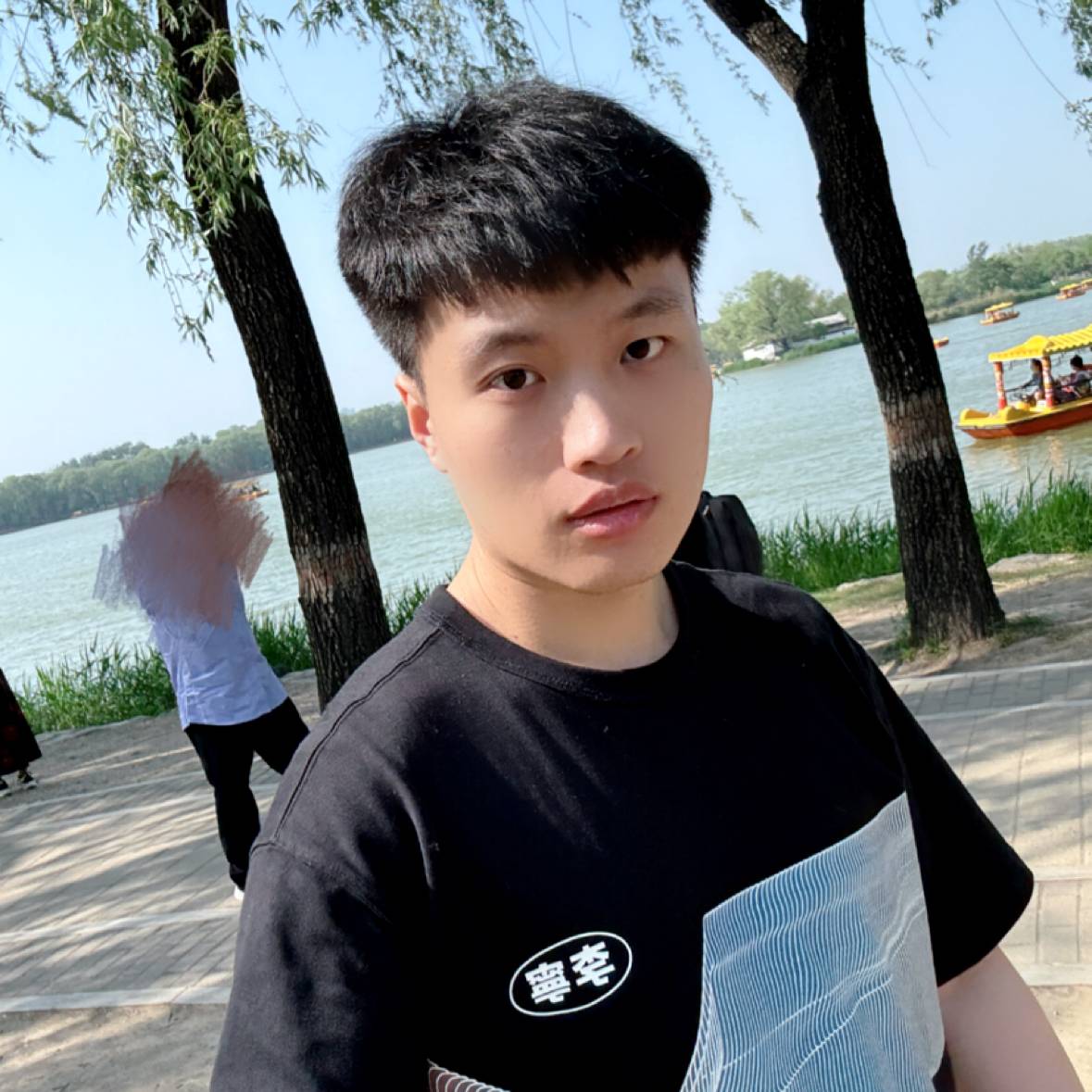 相遇de湖面的照片