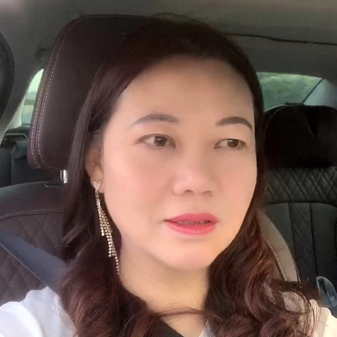 评论员文章的照片