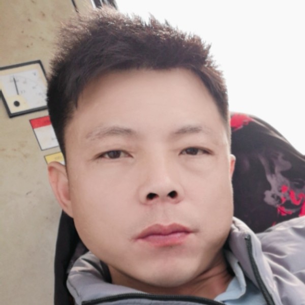 123456卢自红的照片