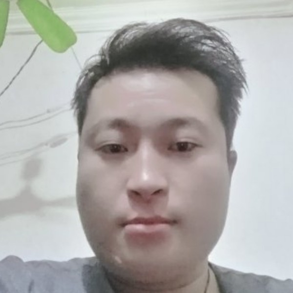 热情泪了蓝天的照片