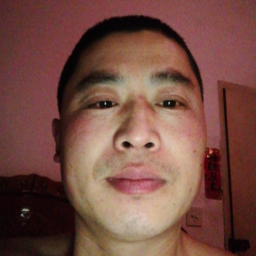 清爽爱天寂的照片