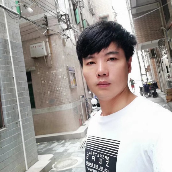 含蓄迎无可取代的的照片