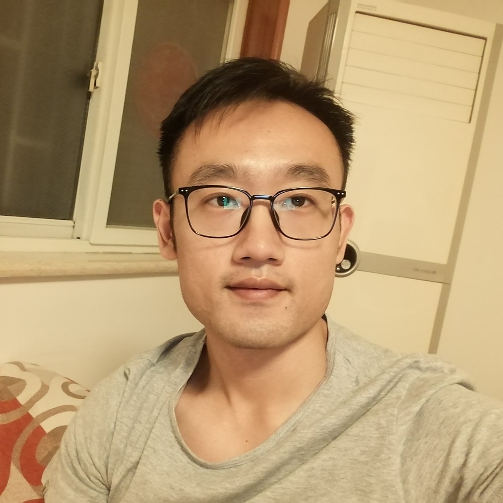 爱听歌等待烤鸡的照片