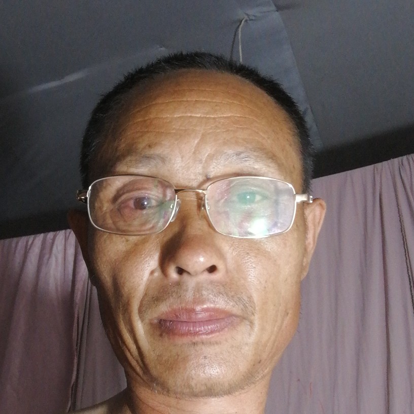 美女热情的照片