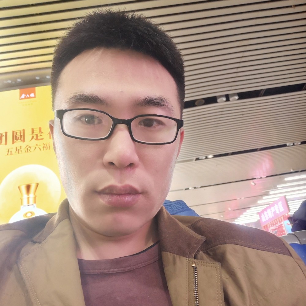 老树开花的照片