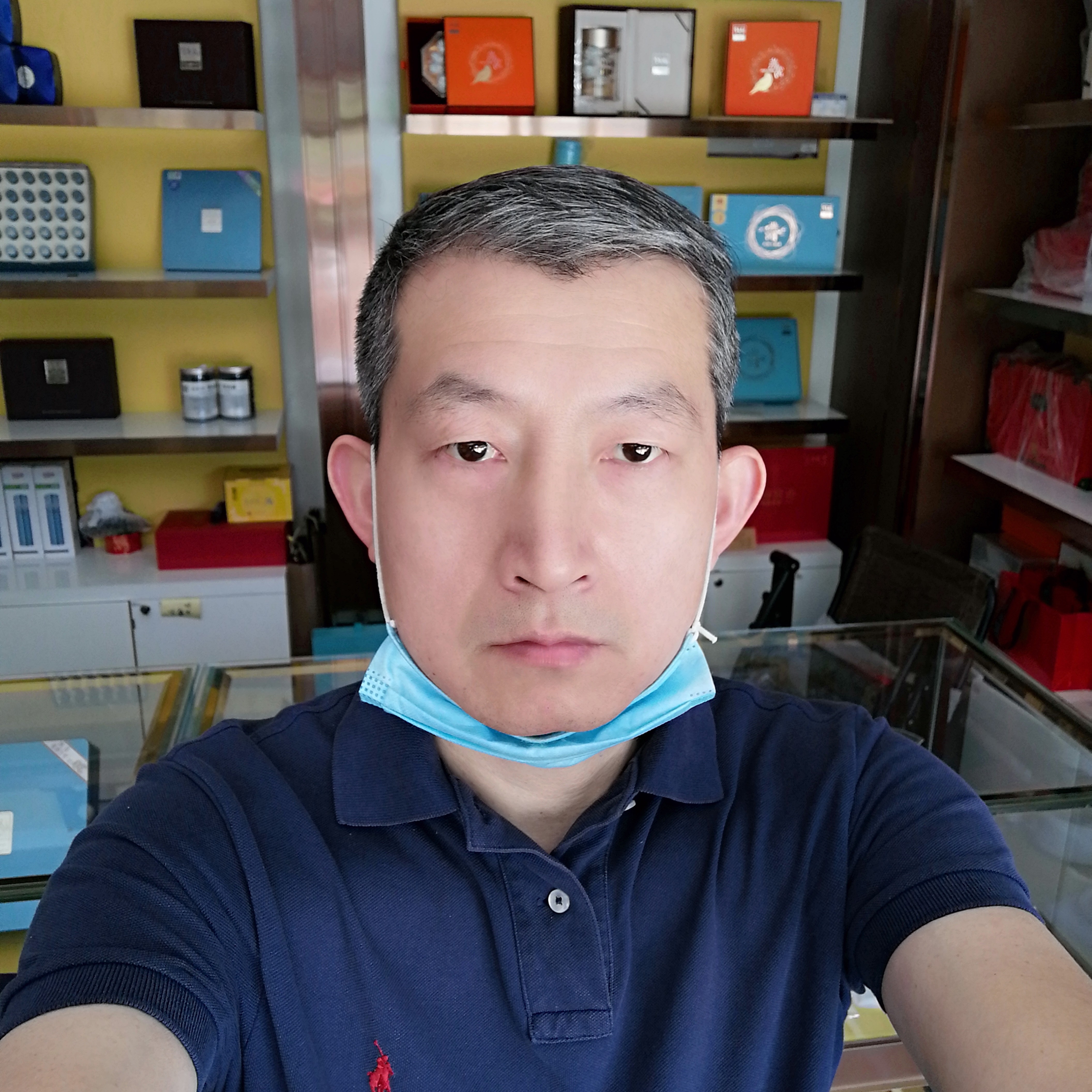 适时识识的照片