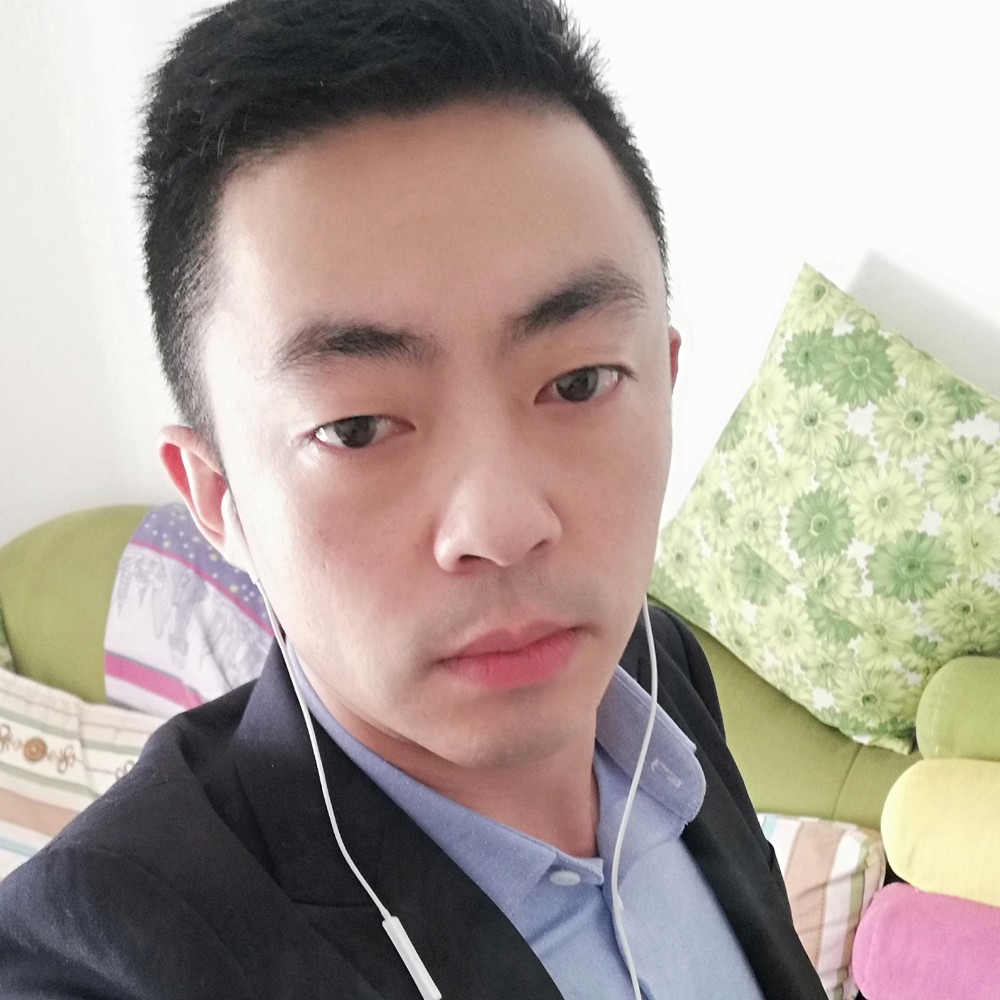 火车邂逅冷傲的照片