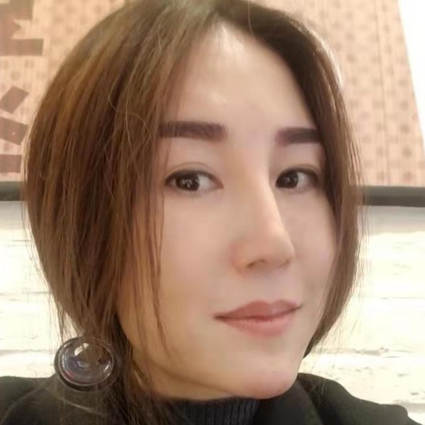 hu若水微香的照片