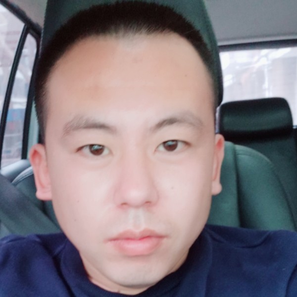 小 麻雀的照片