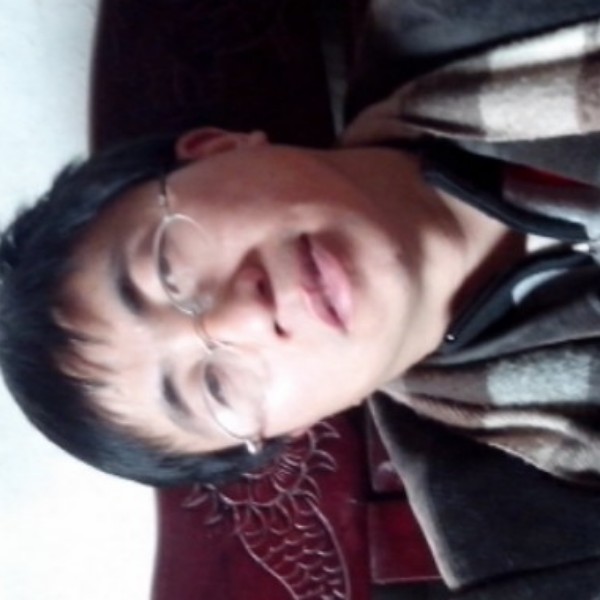 棒球与绵密的照片