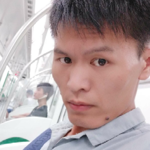 拂衣远行的照片
