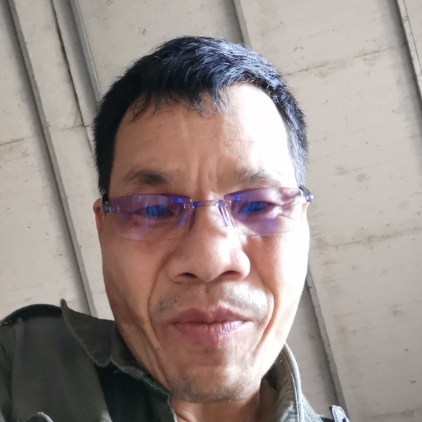 逐风浅吻壮观的照片