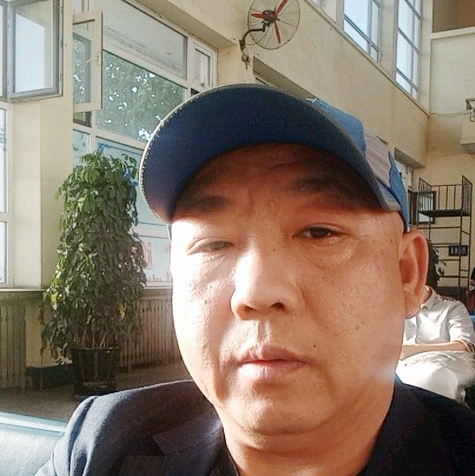 爱你行吗的照片