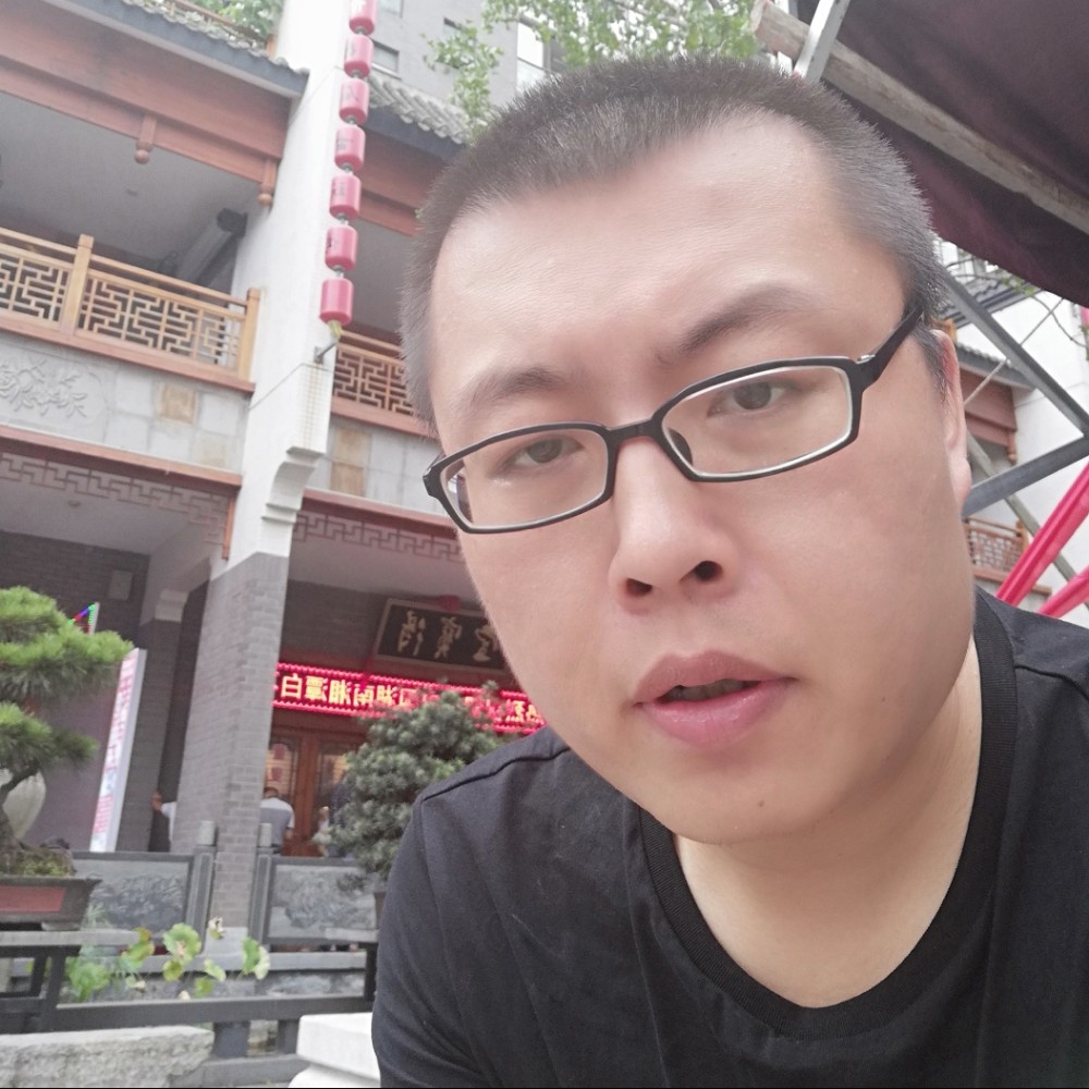 峨眉峰的照片