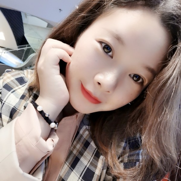 周亚楠的照片