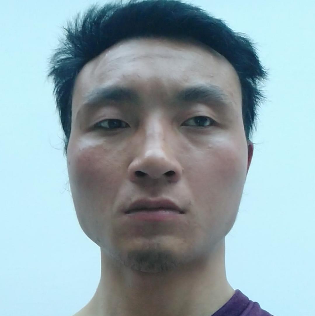 庞鸿毅的照片