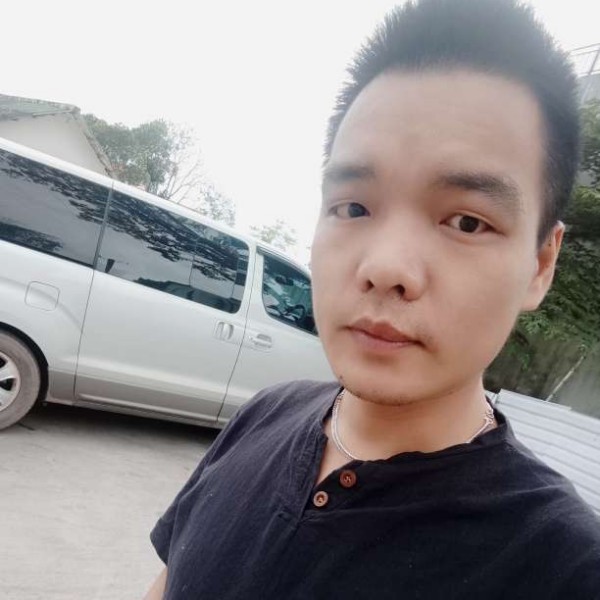 何潭基的照片