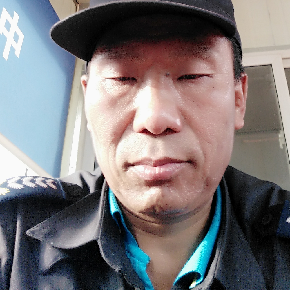 薛福山的照片