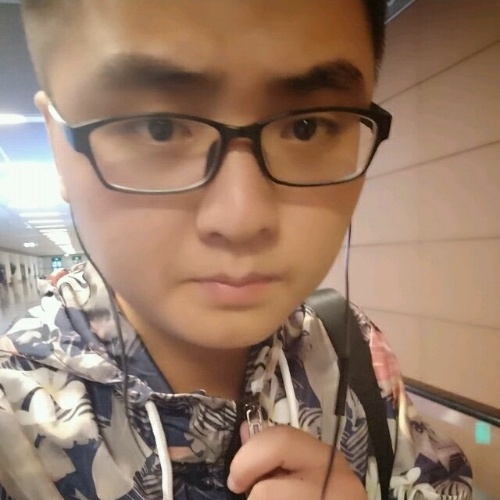 Baby过来的照片