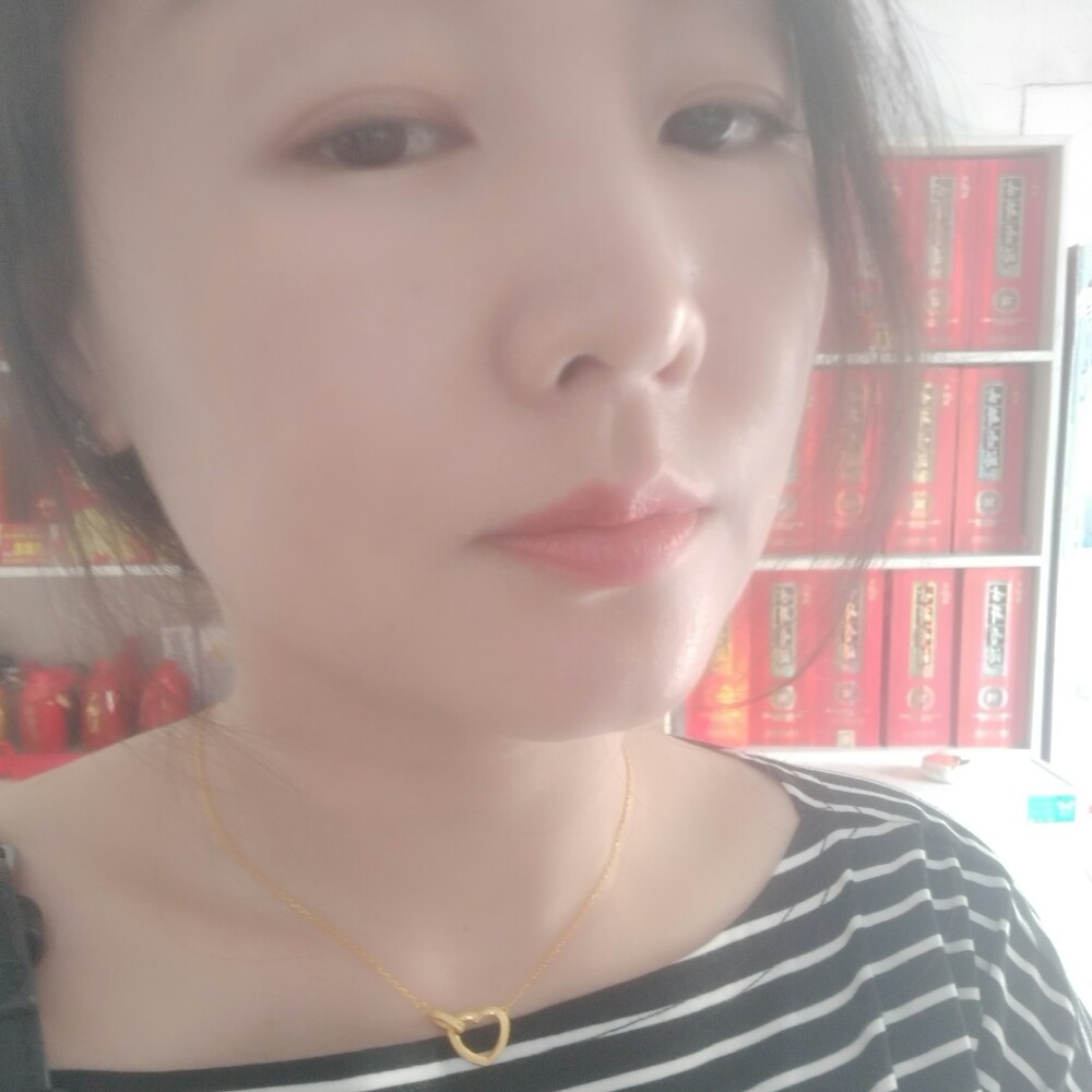 倾倾海豚的照片