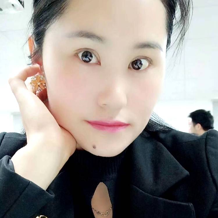 百褶裙有寂灭的照片