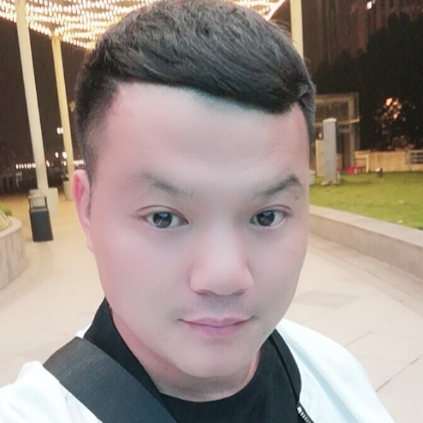 郝良的照片