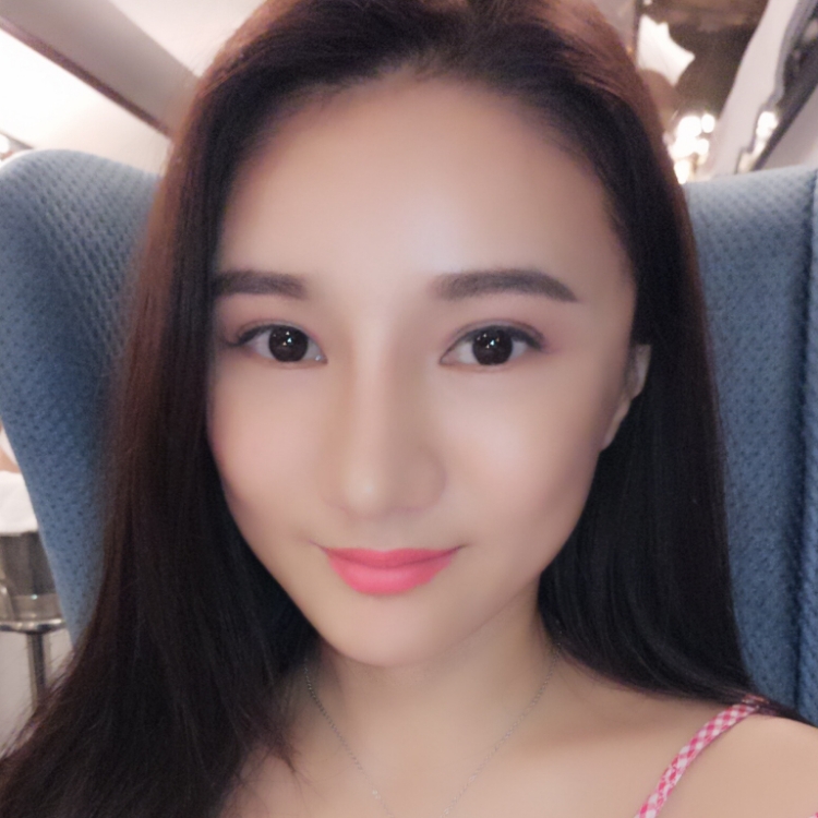 小薇wo的照片