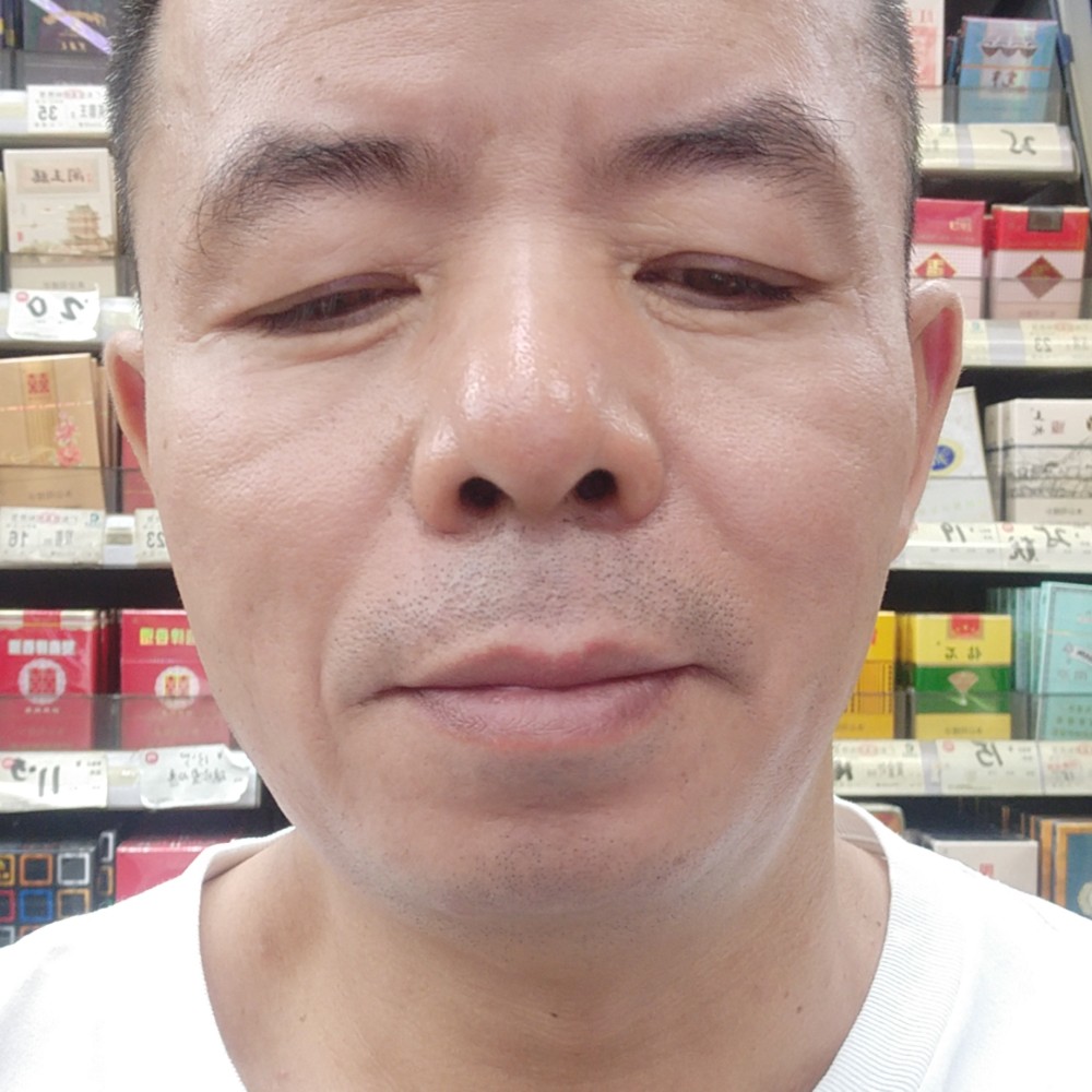 难遇芳颜的照片
