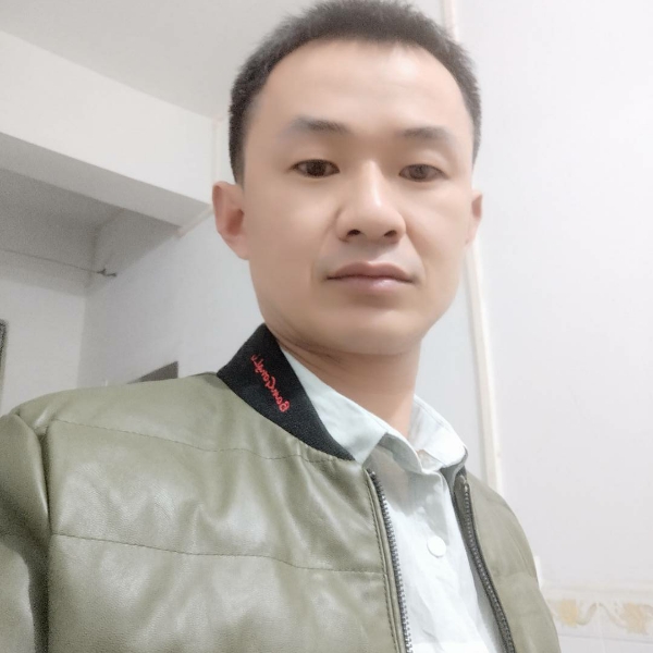 李代学的照片