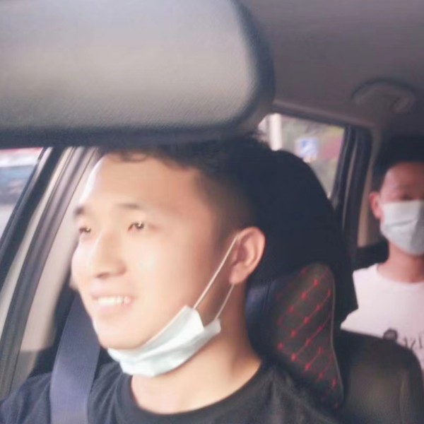 简单与红尘的照片