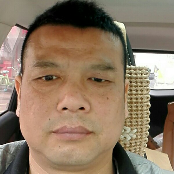 单纯苦恋平湖的照片
