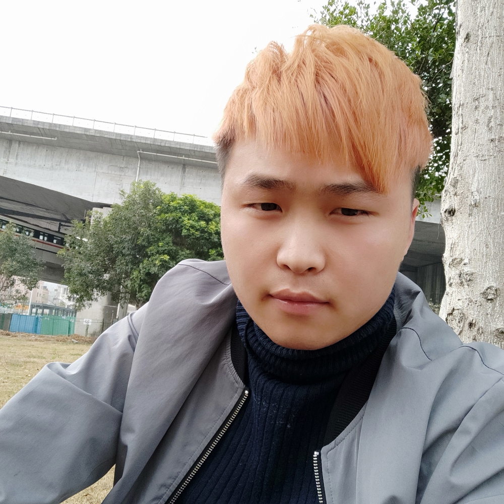 秋颜笑诚心的照片