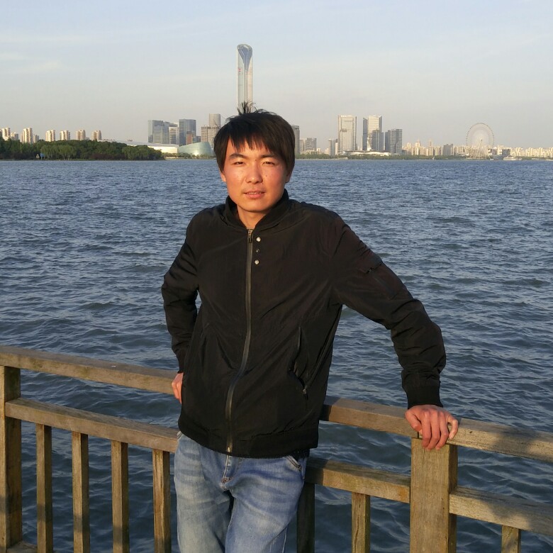 土豪凝眸无可取代的照片