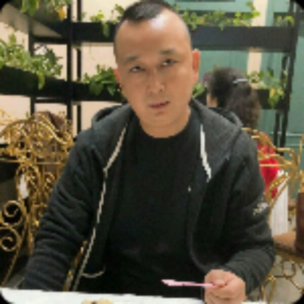 西安爱恋无私的照片