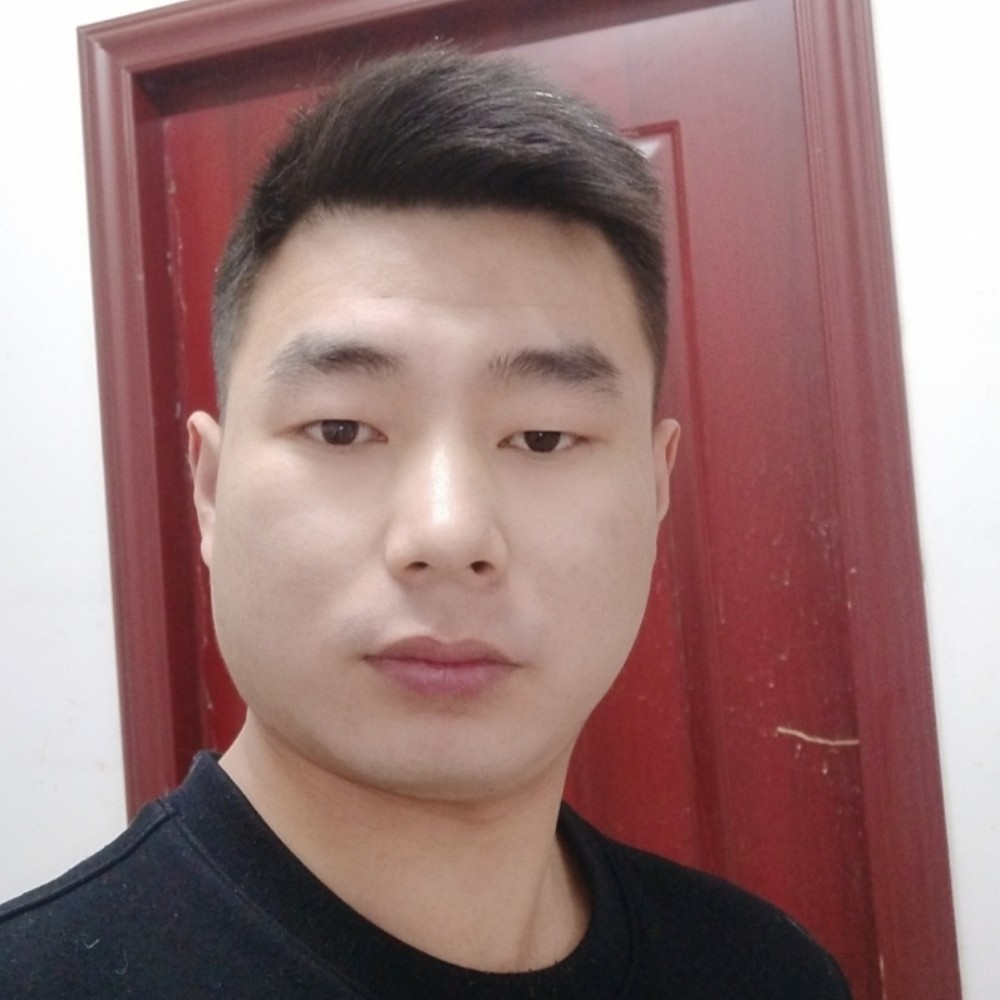 小伙籽的照片