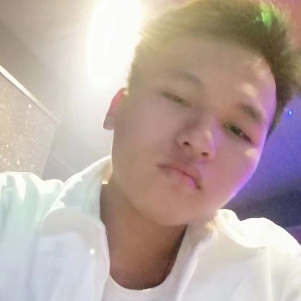 稳重爱恋初雨的照片