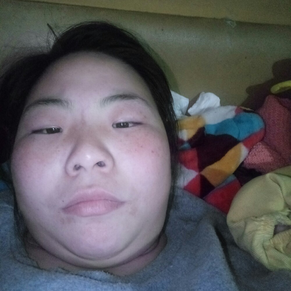 默默黑裤的照片
