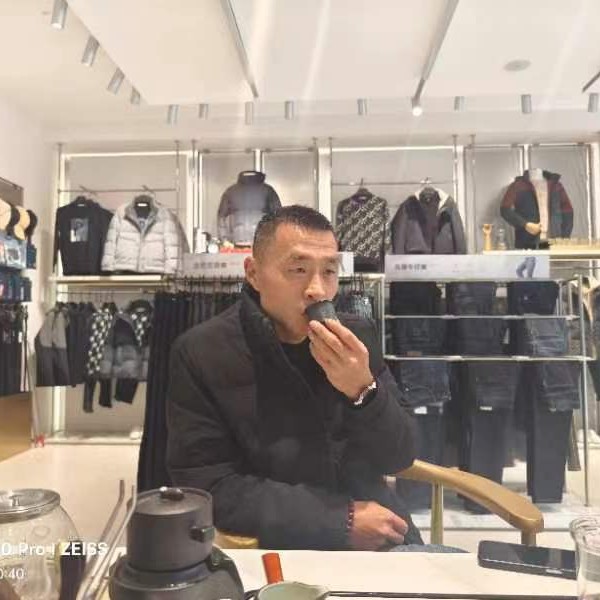 独行的照片