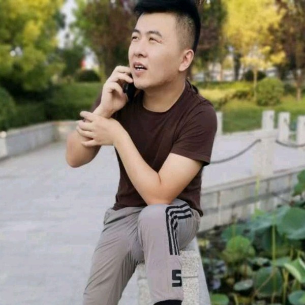 沐樱等待俊秀的照片