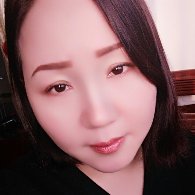 淡然衬衫的照片