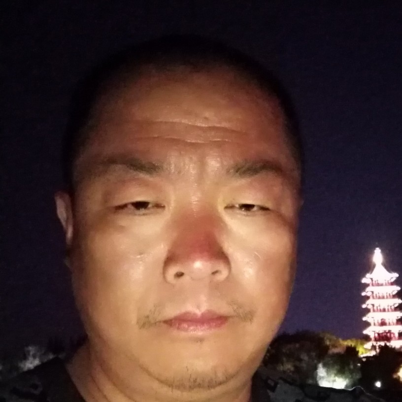 纸鹤欣喜的照片