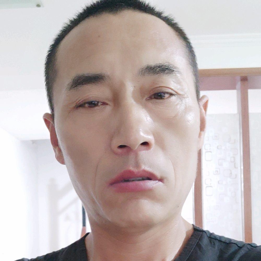 骑着蚂蚱去旅行的照片