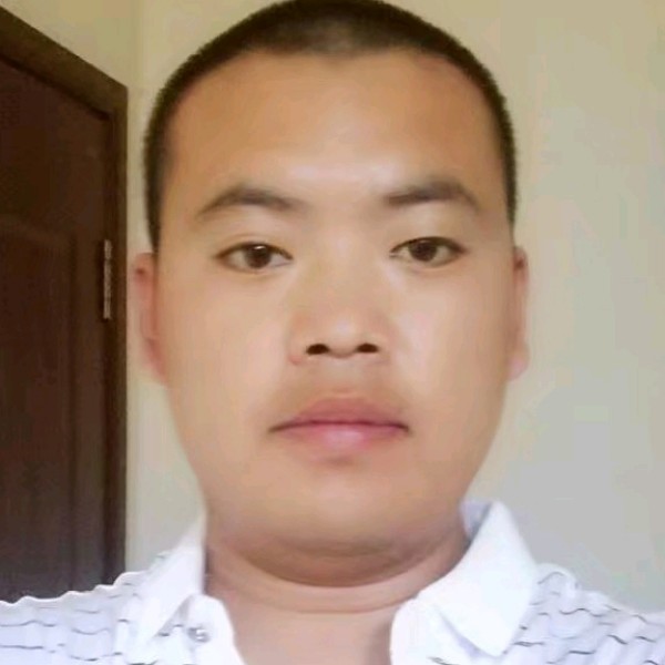 铃铛邂逅沉静的照片