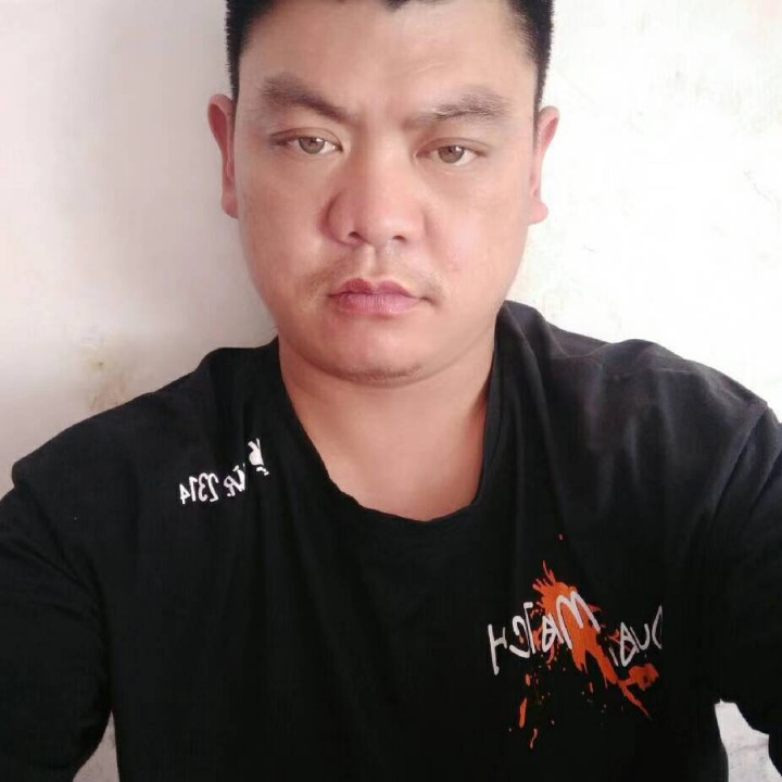 无私蹁跹火车的照片