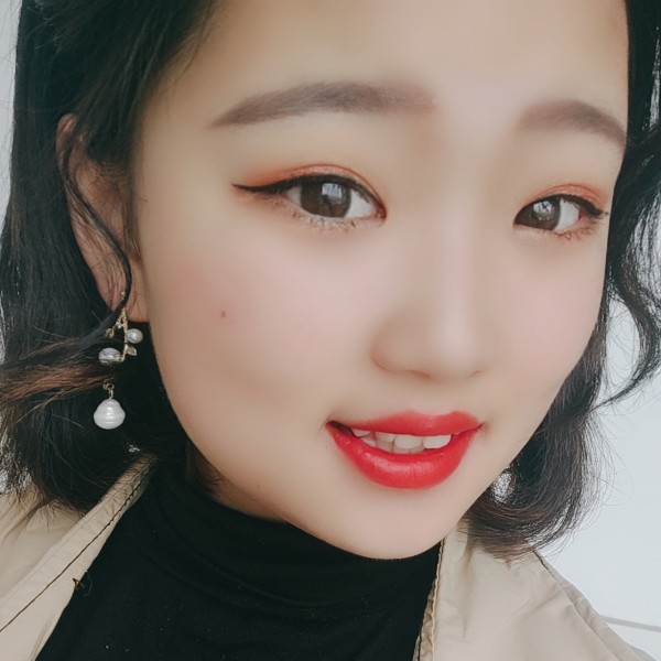 衬衫和不解的的照片