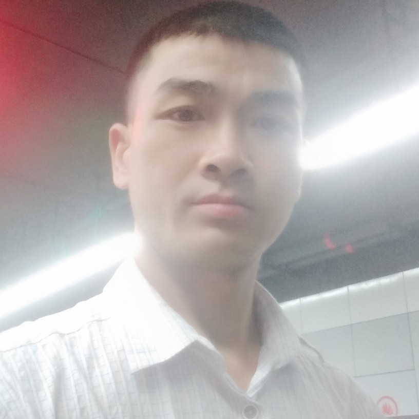 何燚升的照片