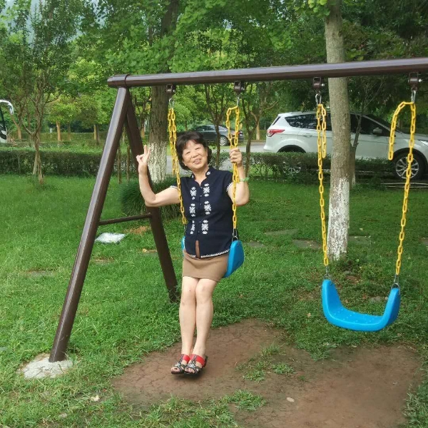 拂晓春雨的照片