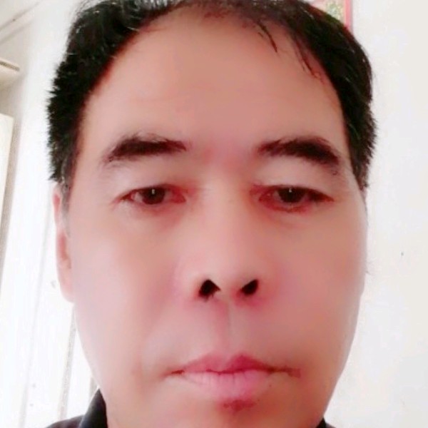 跳跳糖泪了雪白的照片